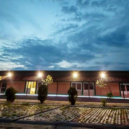 Fun Rooms Sobe Prenociste Borca Екстер'єр фото