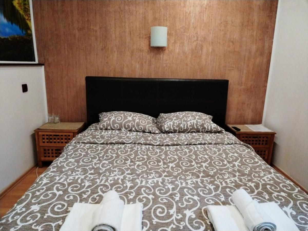 Fun Rooms Sobe Prenociste Borca Екстер'єр фото