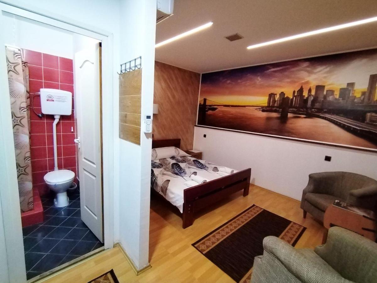 Fun Rooms Sobe Prenociste Borca Екстер'єр фото
