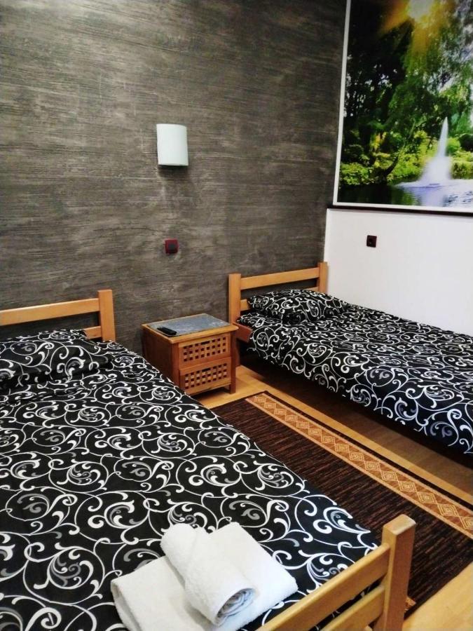 Fun Rooms Sobe Prenociste Borca Екстер'єр фото