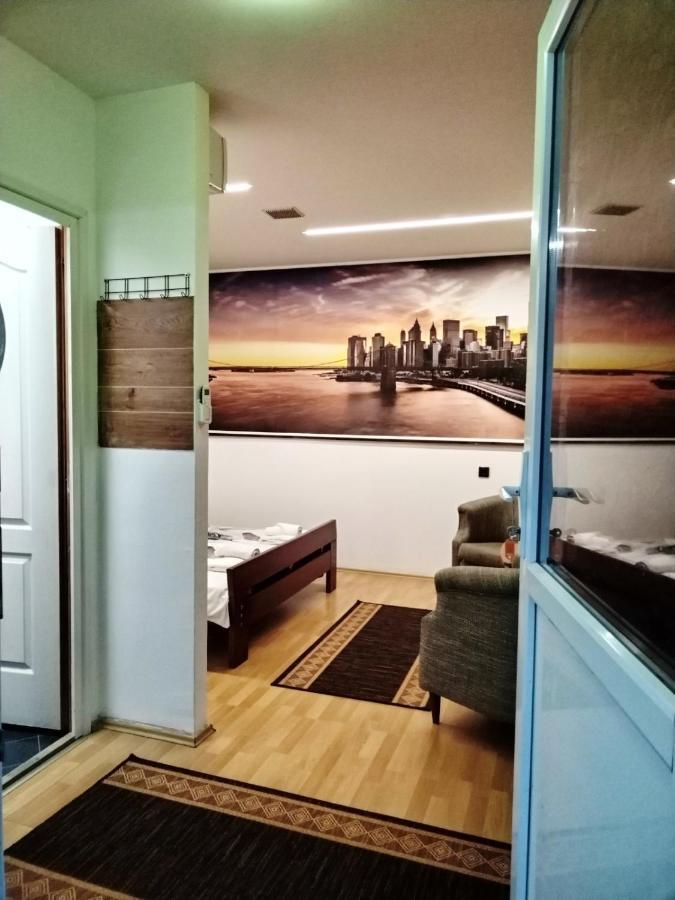Fun Rooms Sobe Prenociste Borca Екстер'єр фото